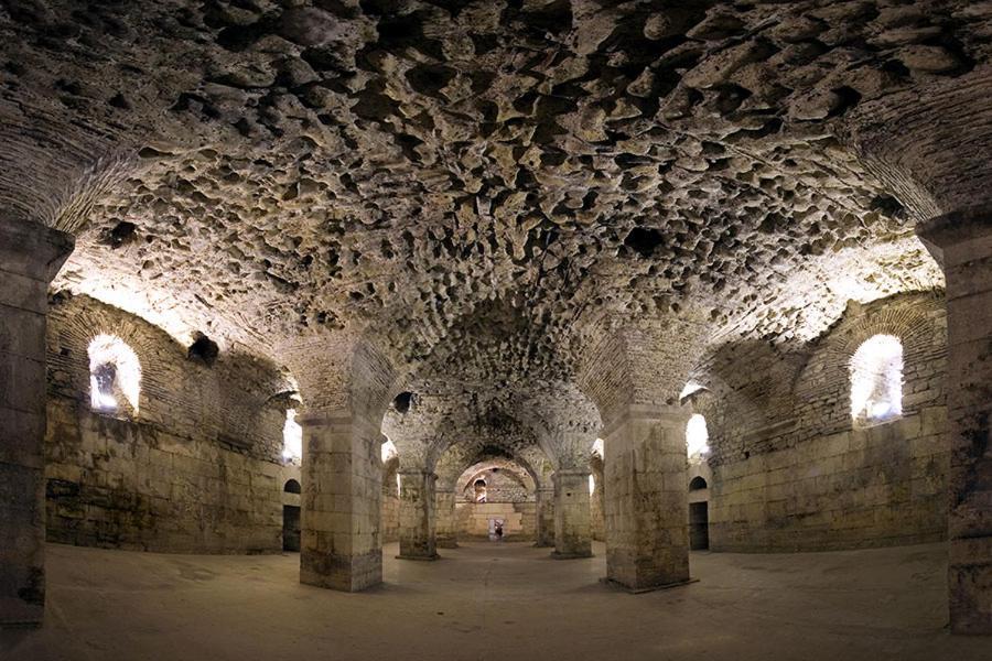Luxury Apartment In Ancient City Split Eksteriør bilde